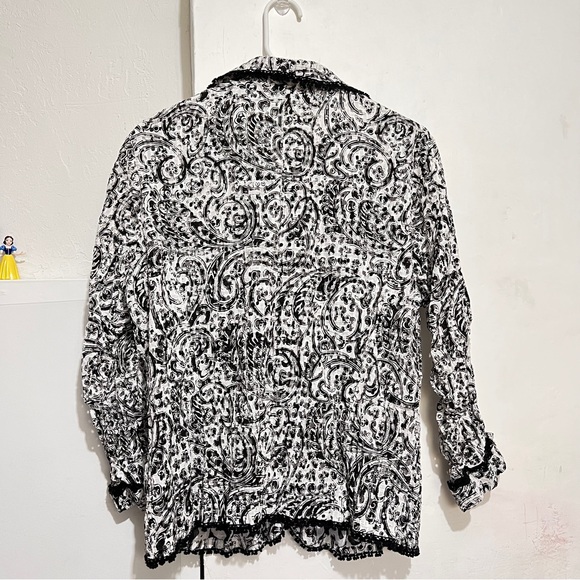 Alberto Makali - Picture 4 of 14